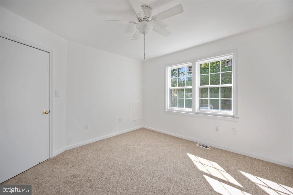 2418 LAFAYETTE BLVD, FREDERICKSBURG, Virginia 22401, 2 Bedrooms Bedrooms, ,1 BathroomBathrooms,Residential,For sale,2418 LAFAYETTE BLVD,VAFB2008548 MLS # VAFB2008548