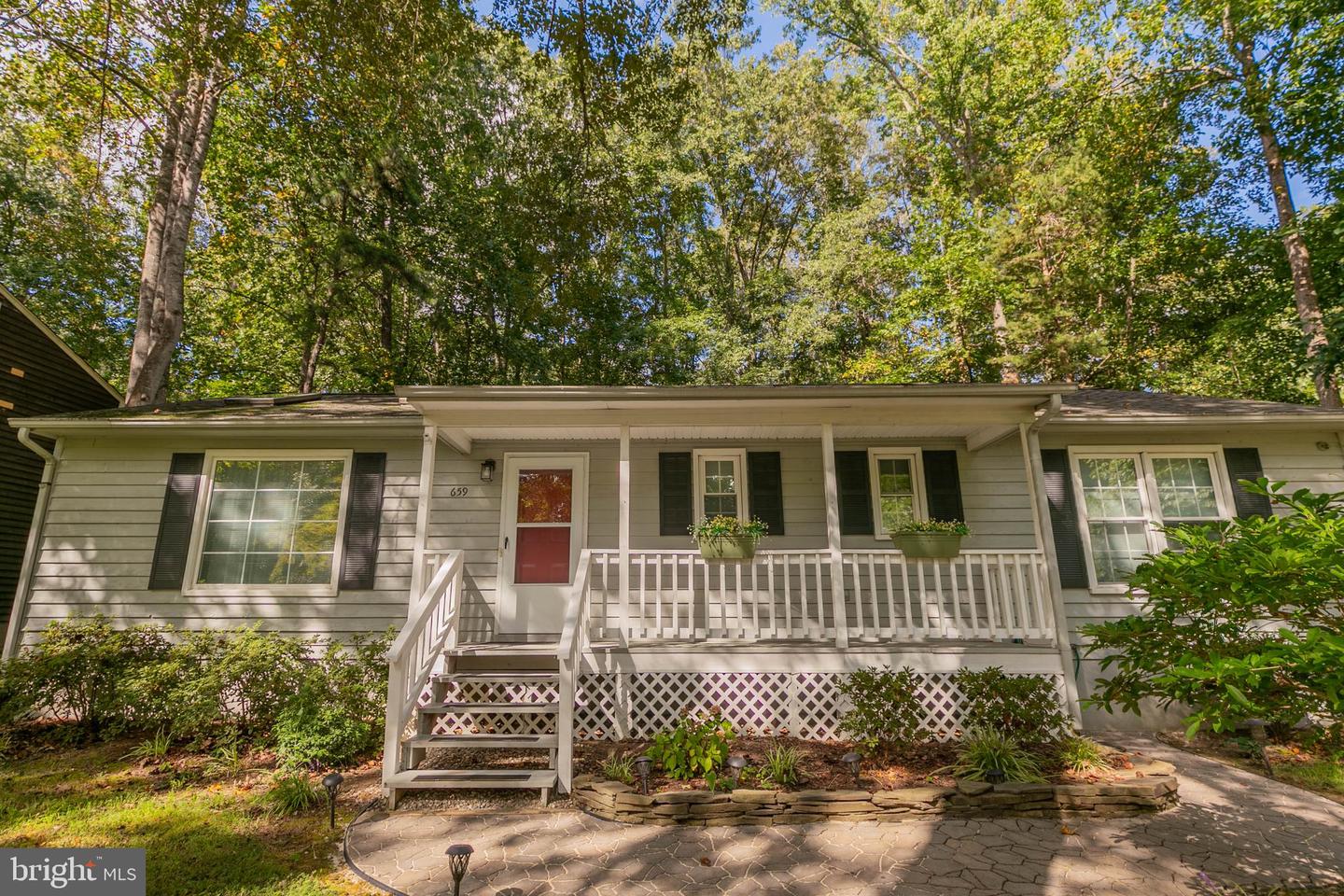 659 LAKE CAROLINE DR, RUTHER GLEN, Virginia 22546, 3 Bedrooms Bedrooms, ,2 BathroomsBathrooms,Residential,For sale,659 LAKE CAROLINE DR,VACV2008854 MLS # VACV2008854