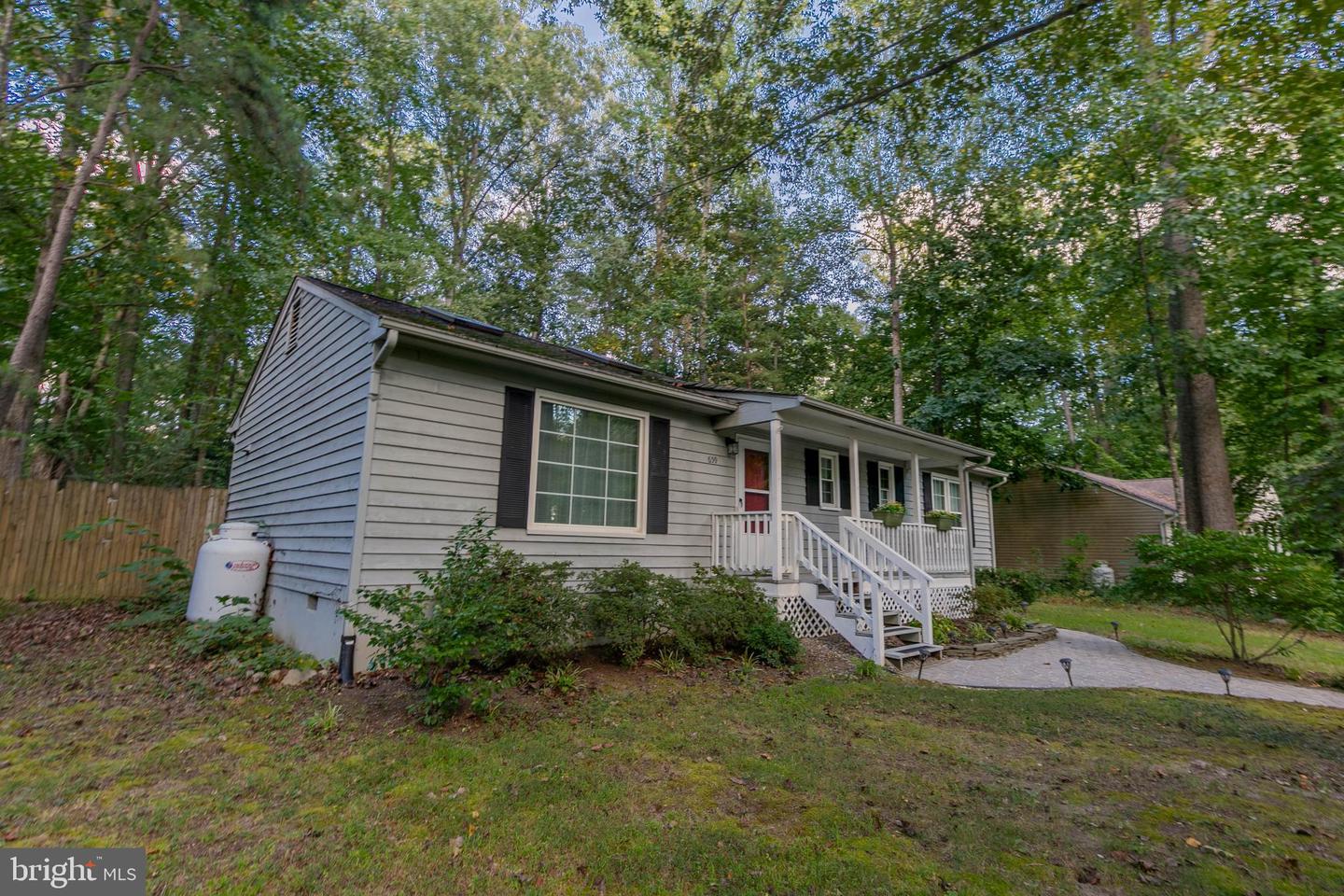659 LAKE CAROLINE DR, RUTHER GLEN, Virginia 22546, 3 Bedrooms Bedrooms, ,2 BathroomsBathrooms,Residential,For sale,659 LAKE CAROLINE DR,VACV2008854 MLS # VACV2008854