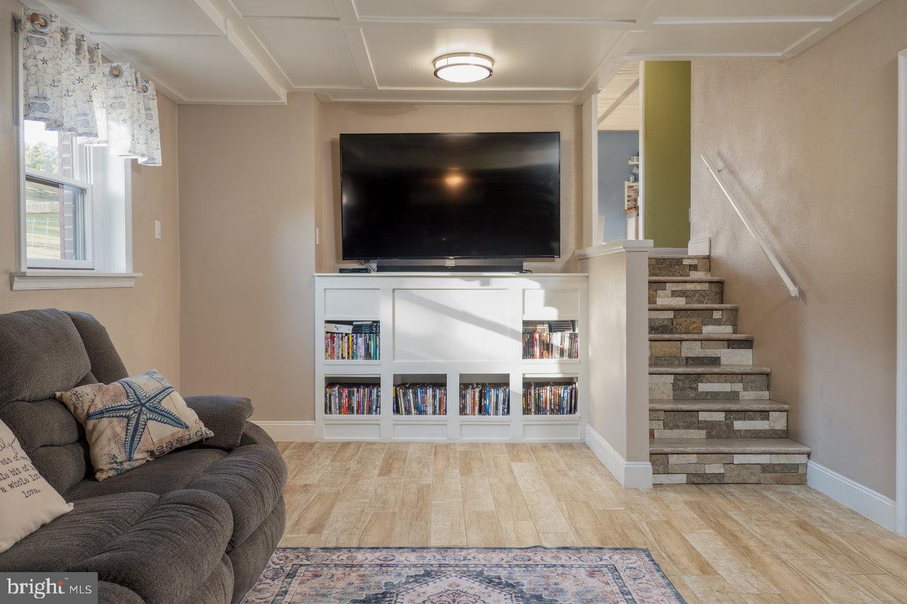 212 NW WHITACRE RD, GORE, Virginia 22637, 4 Bedrooms Bedrooms, 13 Rooms Rooms,2 BathroomsBathrooms,Residential,For sale,212 NW WHITACRE RD,VAFV2036892 MLS # VAFV2036892 212 NW WHITACRE RD, GORE, Virginia 22637, 4 Bedrooms Bedrooms, 13 Rooms Rooms,2 BathroomsBathrooms,Residential,For sale,212 NW WHITACRE RD,VAFV2036892 MLS # VAFV2036892