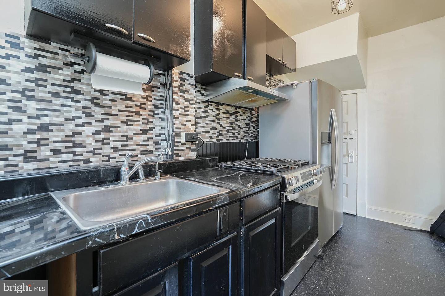 655 RALEIGH PL SE, WASHINGTON, District Of Columbia 20032, 3 Bedrooms Bedrooms, ,2 BathroomsBathrooms,Residential,For sale,655 RALEIGH PL SE,DCDC2223340 MLS # DCDC2223340