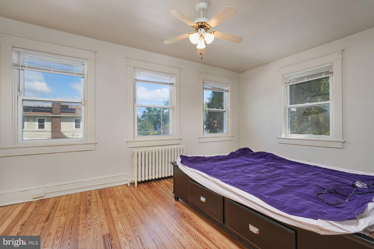 655 RALEIGH PL SE, WASHINGTON, District Of Columbia 20032, 3 Bedrooms Bedrooms, ,2 BathroomsBathrooms,Residential,For sale,655 RALEIGH PL SE,DCDC2223340 MLS # DCDC2223340