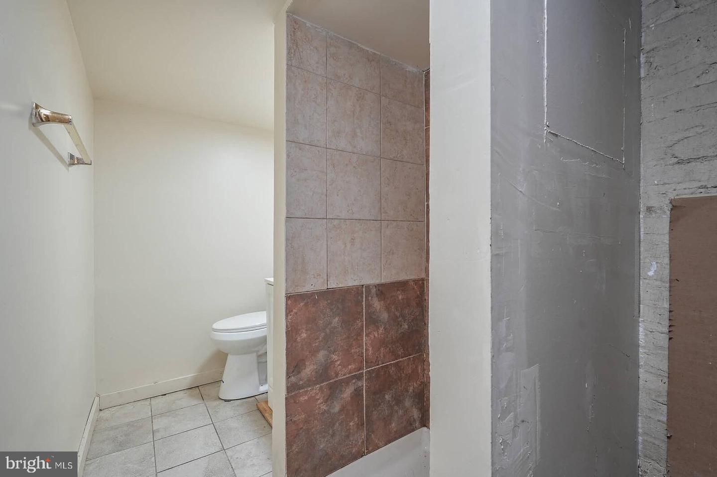 655 RALEIGH PL SE, WASHINGTON, District Of Columbia 20032, 3 Bedrooms Bedrooms, ,2 BathroomsBathrooms,Residential,For sale,655 RALEIGH PL SE,DCDC2223340 MLS # DCDC2223340