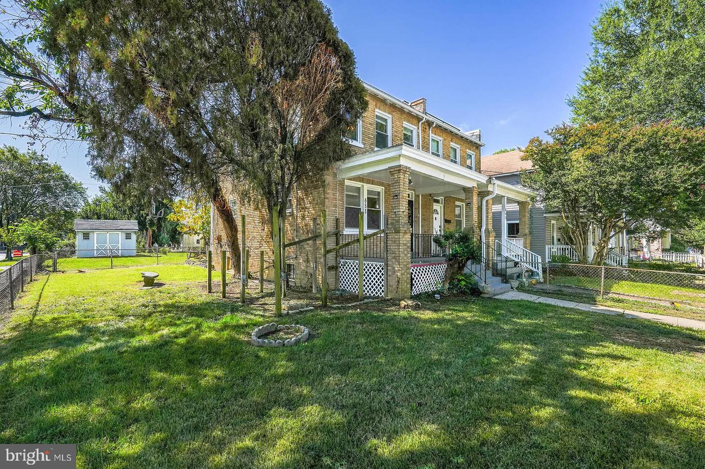 655 RALEIGH PL SE, WASHINGTON, District Of Columbia 20032, 3 Bedrooms Bedrooms, ,2 BathroomsBathrooms,Residential,For sale,655 RALEIGH PL SE,DCDC2223340 MLS # DCDC2223340