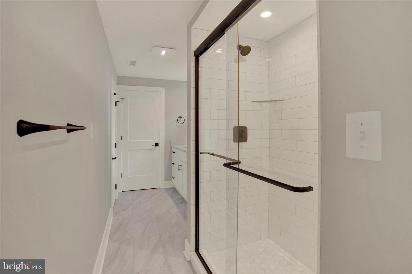 2054 34TH ST SE, WASHINGTON, District Of Columbia 20020, 4 Bedrooms Bedrooms, ,4 BathroomsBathrooms,Residential,For sale,2054 34TH ST SE,DCDC2223392 MLS # DCDC2223392