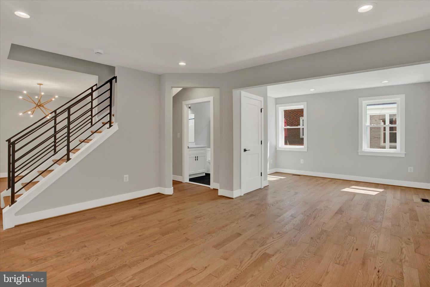 2054 34TH ST SE, WASHINGTON, District Of Columbia 20020, 4 Bedrooms Bedrooms, ,4 BathroomsBathrooms,Residential,For sale,2054 34TH ST SE,DCDC2223392 MLS # DCDC2223392