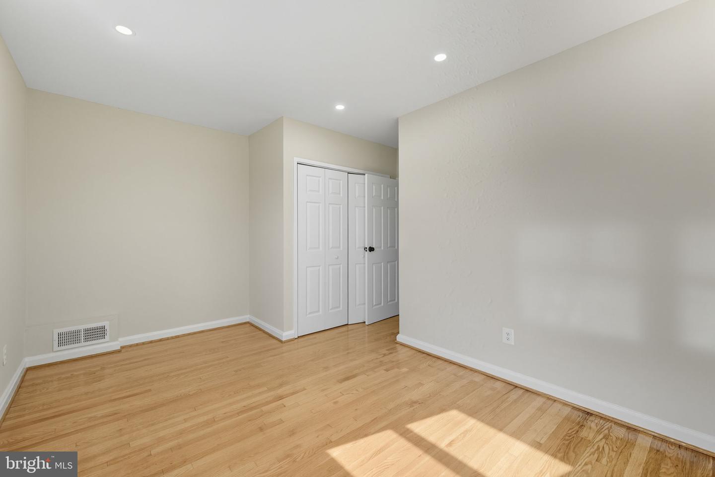 5916 8TH ST NE, WASHINGTON, District Of Columbia 20011, 3 Bedrooms Bedrooms, ,2 BathroomsBathrooms,Residential,For sale,5916 8TH ST NE,DCDC2223614 MLS # DCDC2223614