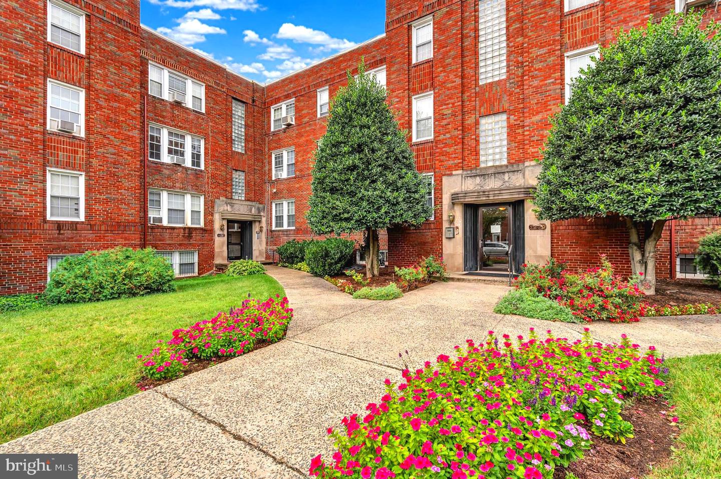 5200 N CAPITOL ST NW #204, WASHINGTON, District Of Columbia 20011, 1 Bedroom Bedrooms, 2 Rooms Rooms,1 BathroomBathrooms,Residential,For sale,5200 N CAPITOL ST NW #204,DCDC2223734 MLS # DCDC2223734 5200 N CAPITOL ST NW #204, WASHINGTON, District Of Columbia 20011, 1 Bedroom Bedrooms, 2 Rooms Rooms,1 BathroomBathrooms,Residential,For sale,5200 N CAPITOL ST NW #204,DCDC2223734 MLS # DCDC2223734