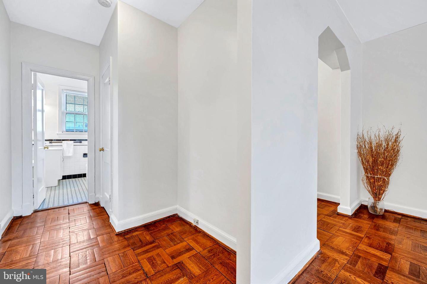 5200 N CAPITOL ST NW #204, WASHINGTON, District Of Columbia 20011, 1 Bedroom Bedrooms, 2 Rooms Rooms,1 BathroomBathrooms,Residential,For sale,5200 N CAPITOL ST NW #204,DCDC2223734 MLS # DCDC2223734 5200 N CAPITOL ST NW #204, WASHINGTON, District Of Columbia 20011, 1 Bedroom Bedrooms, 2 Rooms Rooms,1 BathroomBathrooms,Residential,For sale,5200 N CAPITOL ST NW #204,DCDC2223734 MLS # DCDC2223734