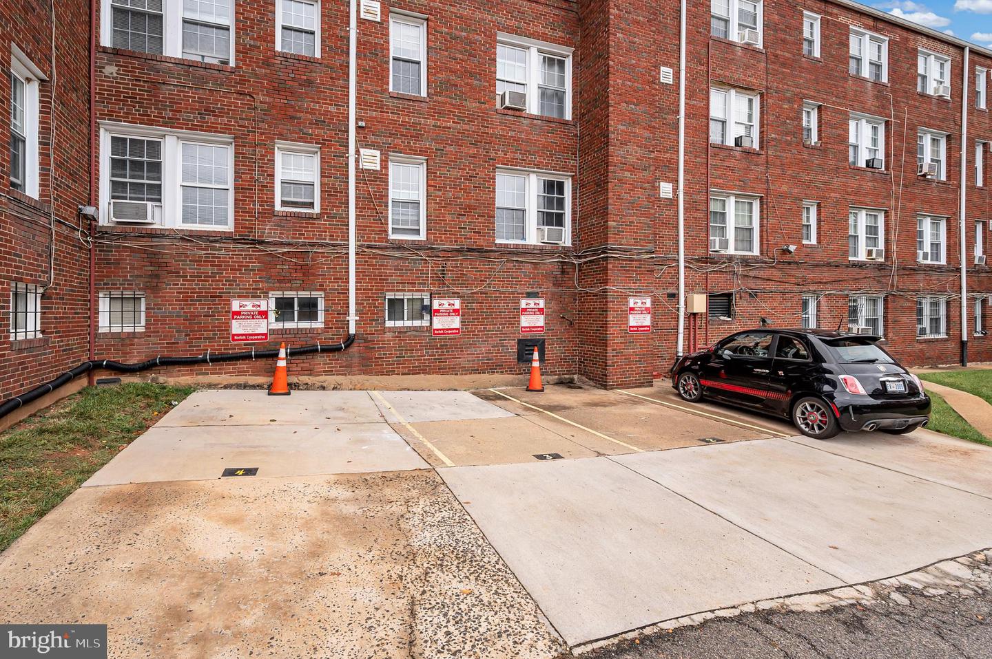 5200 N CAPITOL ST NW #204, WASHINGTON, District Of Columbia 20011, 1 Bedroom Bedrooms, 2 Rooms Rooms,1 BathroomBathrooms,Residential,For sale,5200 N CAPITOL ST NW #204,DCDC2223734 MLS # DCDC2223734 5200 N CAPITOL ST NW #204, WASHINGTON, District Of Columbia 20011, 1 Bedroom Bedrooms, 2 Rooms Rooms,1 BathroomBathrooms,Residential,For sale,5200 N CAPITOL ST NW #204,DCDC2223734 MLS # DCDC2223734