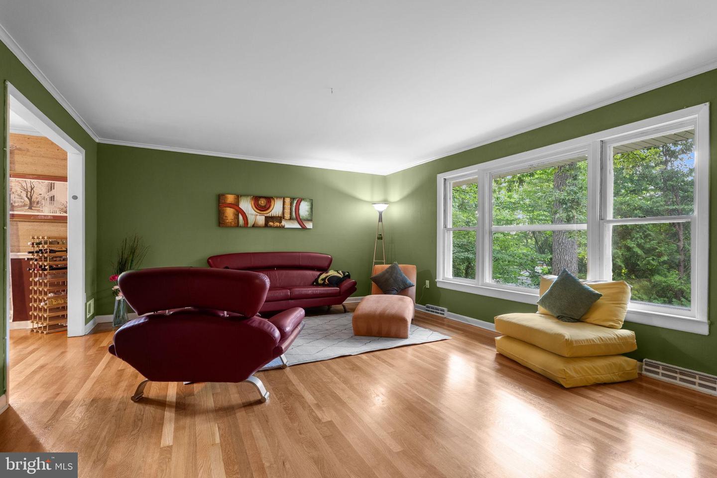 3706 QUAINT ACRES CIR, FALLS CHURCH, Virginia 22041, 5 Bedrooms Bedrooms, 16 Rooms Rooms,3 BathroomsBathrooms,Residential,For sale,3706 QUAINT ACRES CIR,VAFX2268822 MLS # VAFX2268822