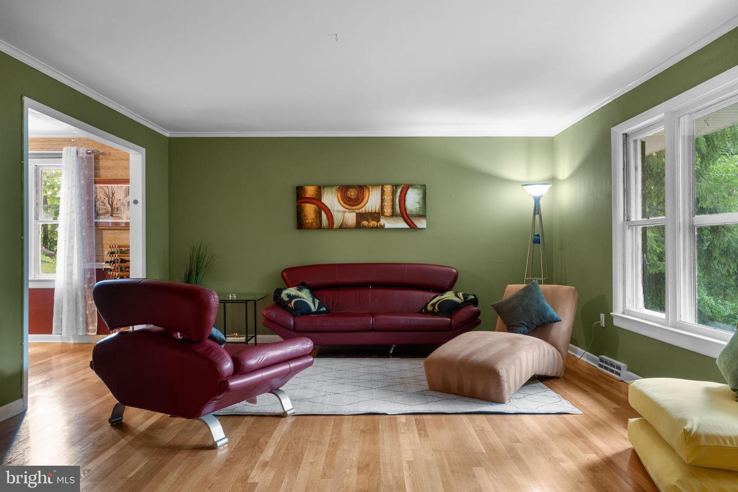 3706 QUAINT ACRES CIR, FALLS CHURCH, Virginia 22041, 5 Bedrooms Bedrooms, 16 Rooms Rooms,3 BathroomsBathrooms,Residential,For sale,3706 QUAINT ACRES CIR,VAFX2268822 MLS # VAFX2268822