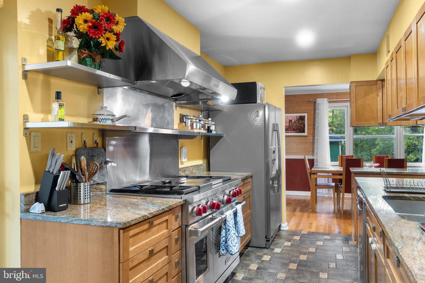 3706 QUAINT ACRES CIR, FALLS CHURCH, Virginia 22041, 5 Bedrooms Bedrooms, 16 Rooms Rooms,3 BathroomsBathrooms,Residential,For sale,3706 QUAINT ACRES CIR,VAFX2268822 MLS # VAFX2268822