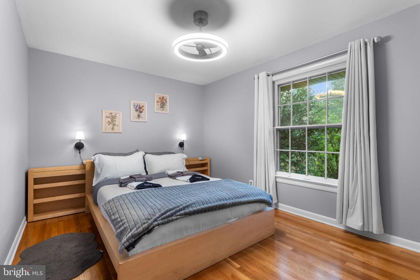 3706 QUAINT ACRES CIR, FALLS CHURCH, Virginia 22041, 5 Bedrooms Bedrooms, 16 Rooms Rooms,3 BathroomsBathrooms,Residential,For sale,3706 QUAINT ACRES CIR,VAFX2268822 MLS # VAFX2268822