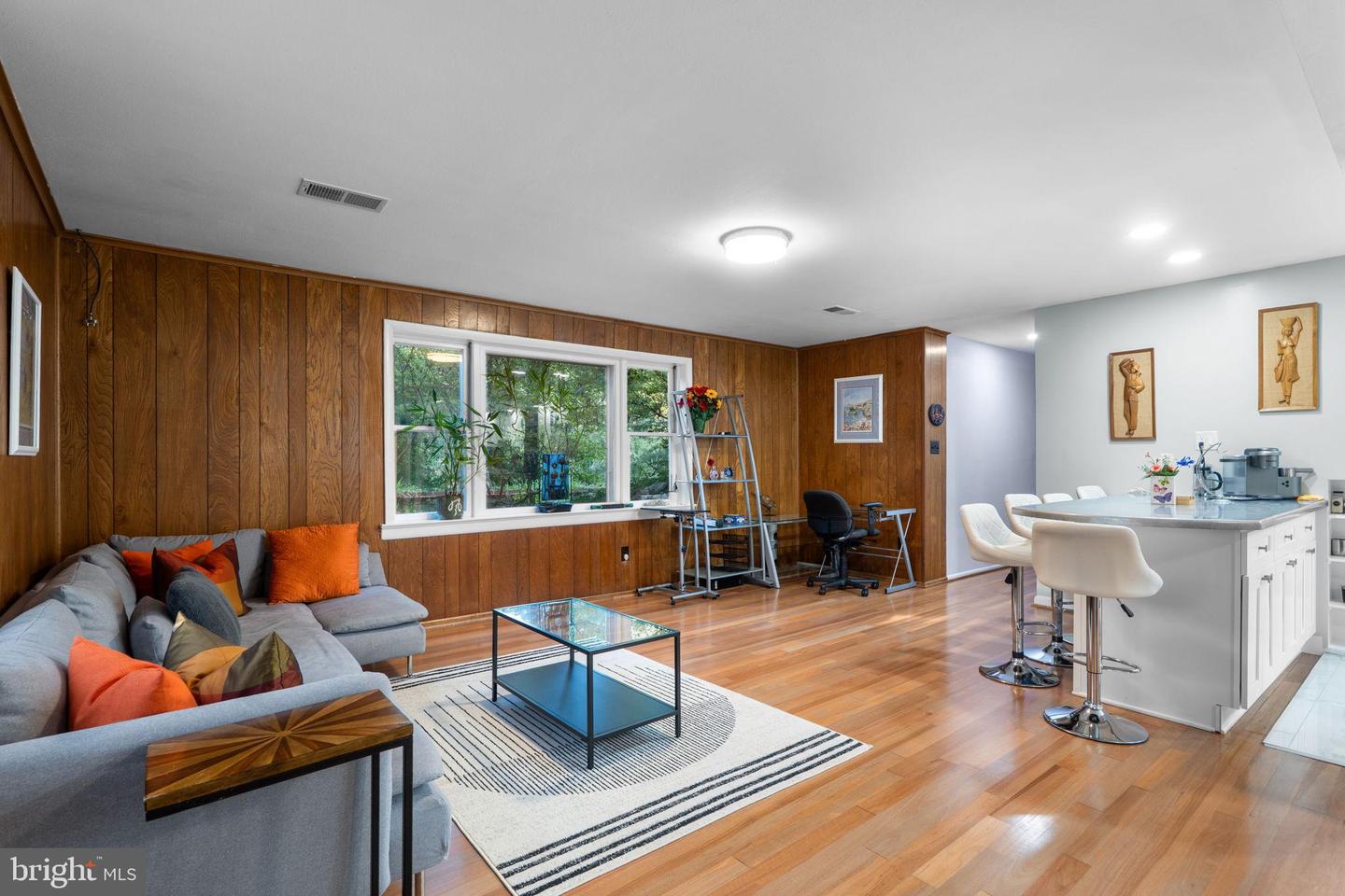 3706 QUAINT ACRES CIR, FALLS CHURCH, Virginia 22041, 5 Bedrooms Bedrooms, 16 Rooms Rooms,3 BathroomsBathrooms,Residential,For sale,3706 QUAINT ACRES CIR,VAFX2268822 MLS # VAFX2268822