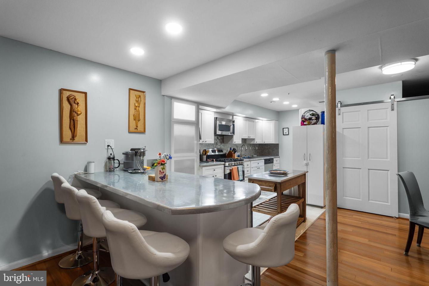 3706 QUAINT ACRES CIR, FALLS CHURCH, Virginia 22041, 5 Bedrooms Bedrooms, 16 Rooms Rooms,3 BathroomsBathrooms,Residential,For sale,3706 QUAINT ACRES CIR,VAFX2268822 MLS # VAFX2268822