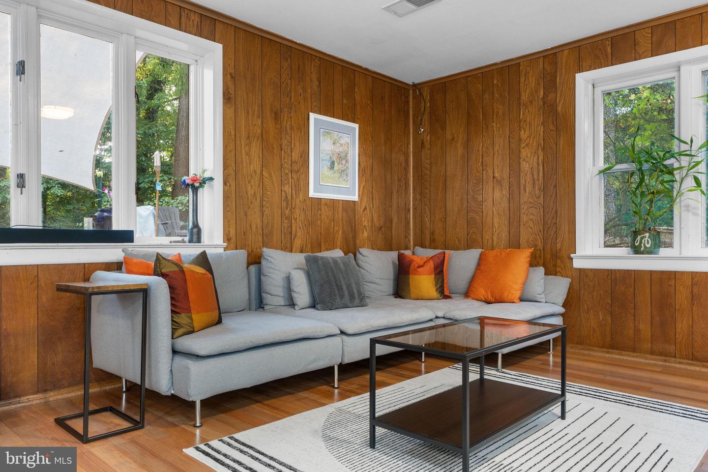 3706 QUAINT ACRES CIR, FALLS CHURCH, Virginia 22041, 5 Bedrooms Bedrooms, 16 Rooms Rooms,3 BathroomsBathrooms,Residential,For sale,3706 QUAINT ACRES CIR,VAFX2268822 MLS # VAFX2268822