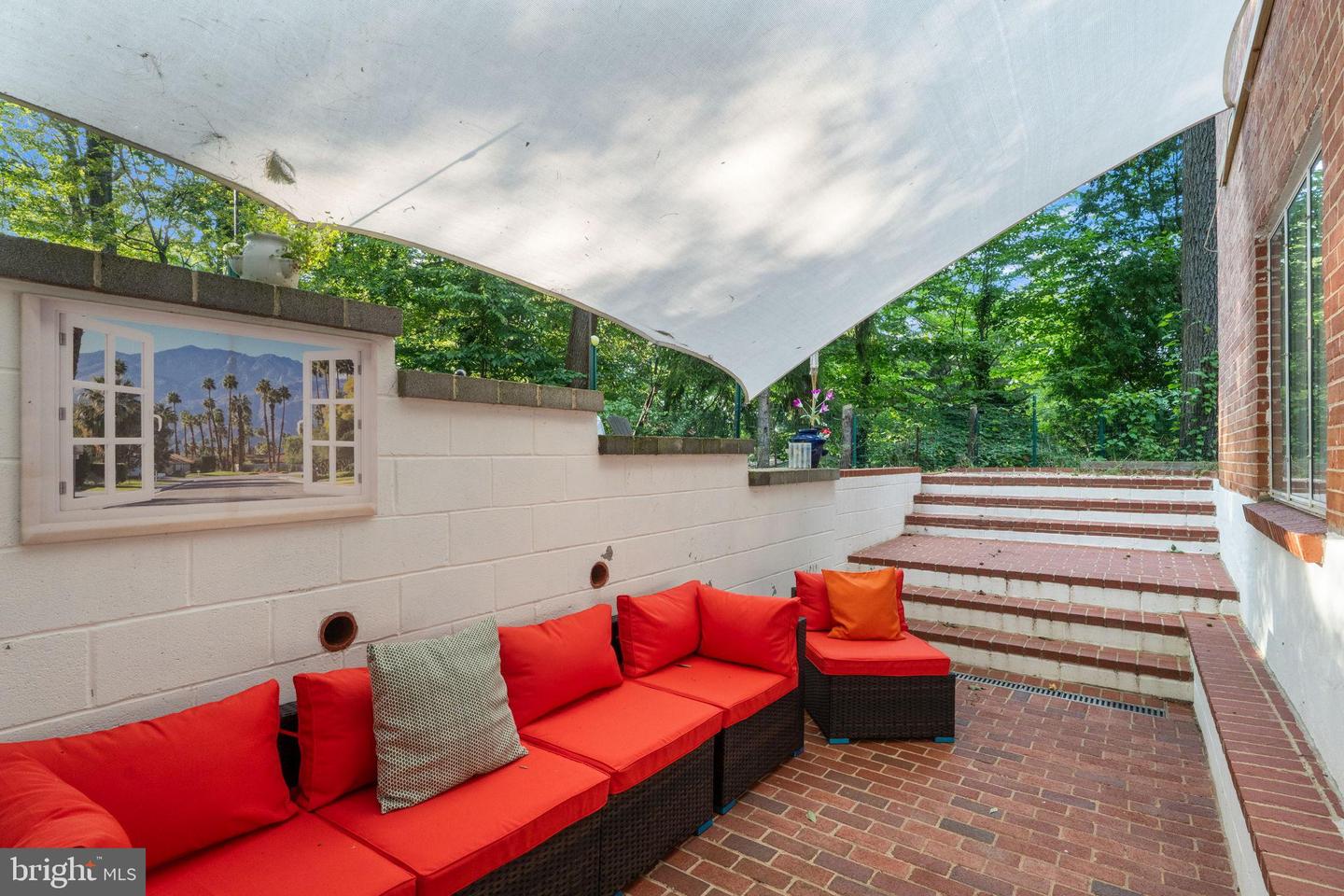 3706 QUAINT ACRES CIR, FALLS CHURCH, Virginia 22041, 5 Bedrooms Bedrooms, 16 Rooms Rooms,3 BathroomsBathrooms,Residential,For sale,3706 QUAINT ACRES CIR,VAFX2268822 MLS # VAFX2268822