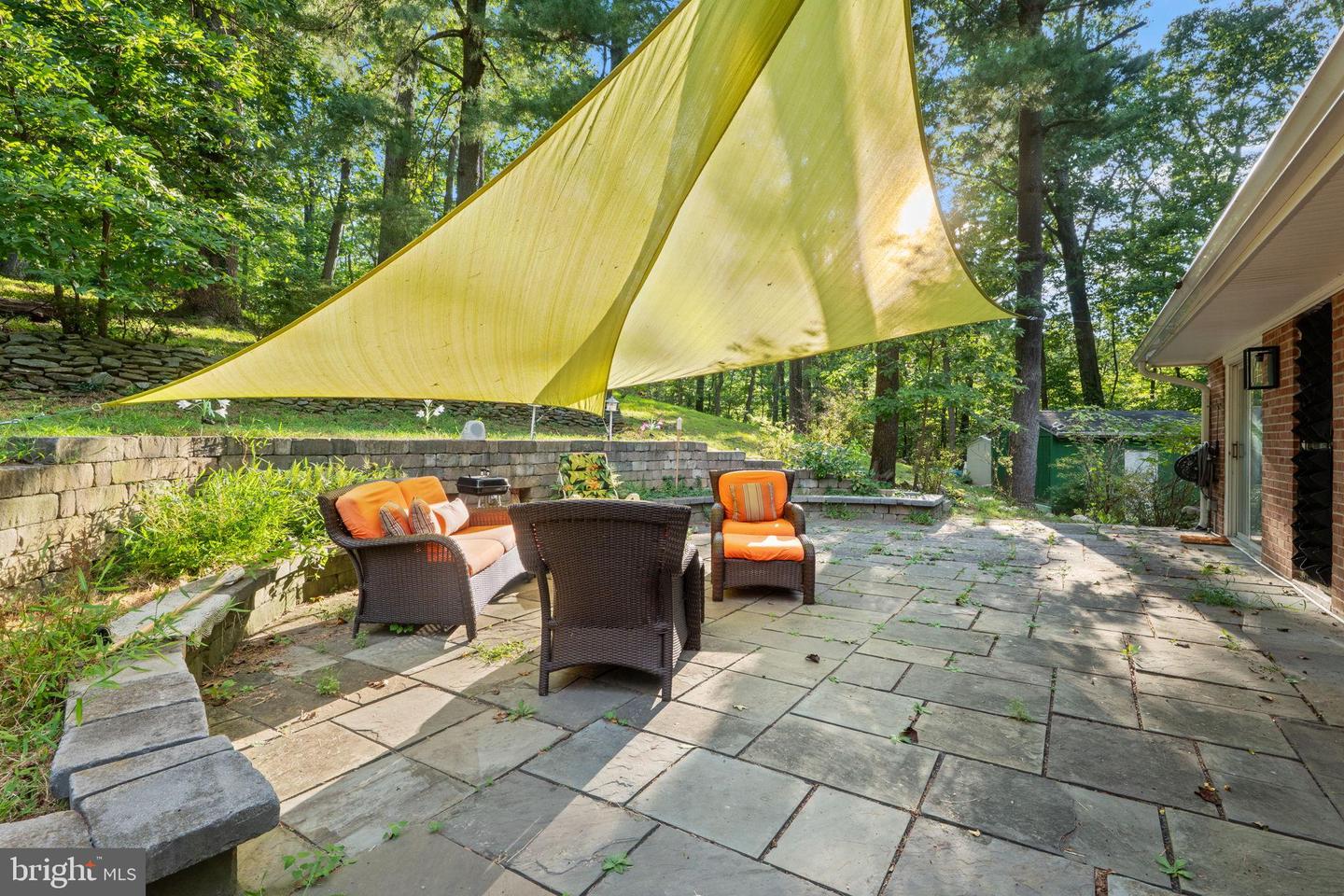 3706 QUAINT ACRES CIR, FALLS CHURCH, Virginia 22041, 5 Bedrooms Bedrooms, 16 Rooms Rooms,3 BathroomsBathrooms,Residential,For sale,3706 QUAINT ACRES CIR,VAFX2268822 MLS # VAFX2268822