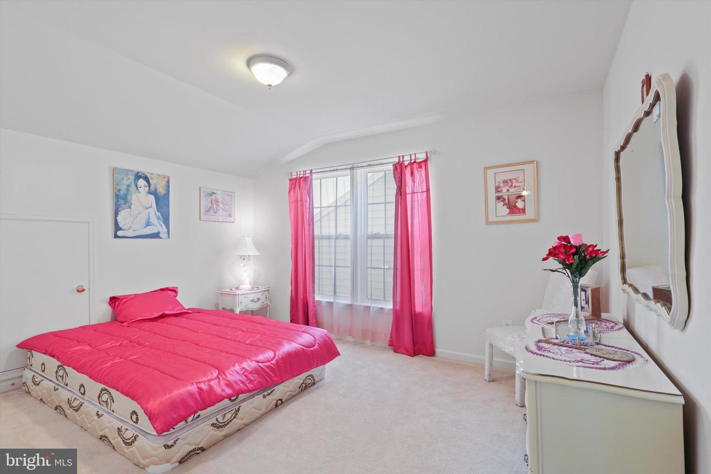 5417 E RICH MOUNTAIN WAY, FREDERICKSBURG, Virginia 22407, 3 Bedrooms Bedrooms, ,4 BathroomsBathrooms,Residential,For sale,5417 E RICH MOUNTAIN WAY,VASP2036430 MLS # VASP2036430