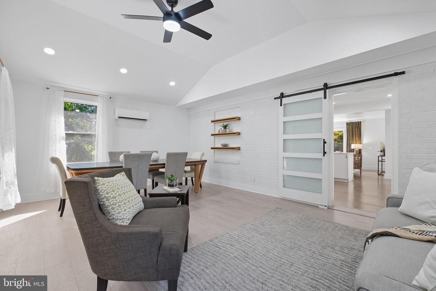 2539 GALLOWS RD, DUNN LORING, Virginia 22027, 5 Bedrooms Bedrooms, 8 Rooms Rooms,3 BathroomsBathrooms,Residential,For sale,2539 GALLOWS RD,VAFX2268848 MLS # VAFX2268848