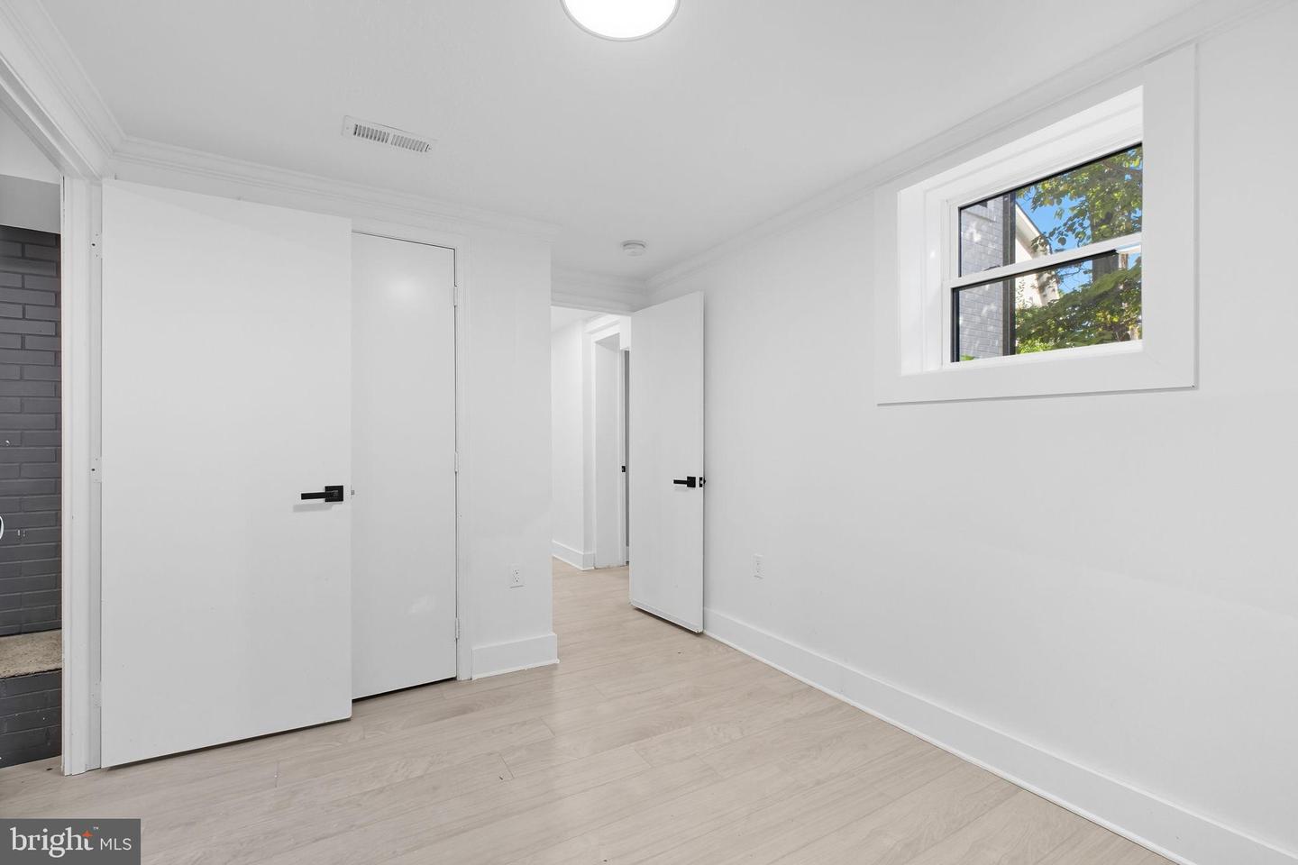 2539 GALLOWS RD, DUNN LORING, Virginia 22027, 5 Bedrooms Bedrooms, 8 Rooms Rooms,3 BathroomsBathrooms,Residential,For sale,2539 GALLOWS RD,VAFX2268848 MLS # VAFX2268848