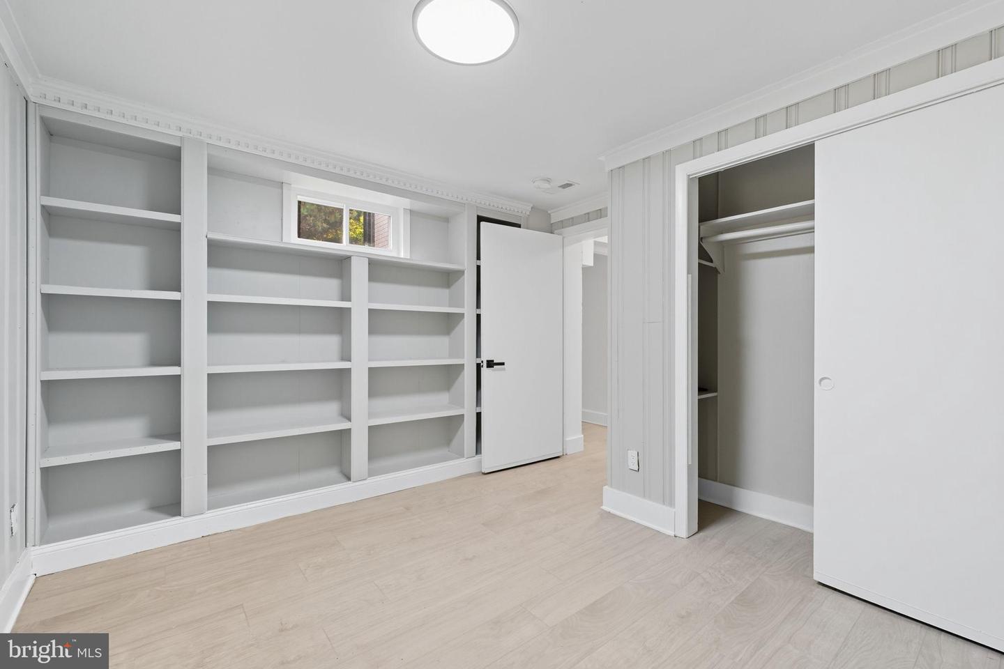 2539 GALLOWS RD, DUNN LORING, Virginia 22027, 5 Bedrooms Bedrooms, 8 Rooms Rooms,3 BathroomsBathrooms,Residential,For sale,2539 GALLOWS RD,VAFX2268848 MLS # VAFX2268848