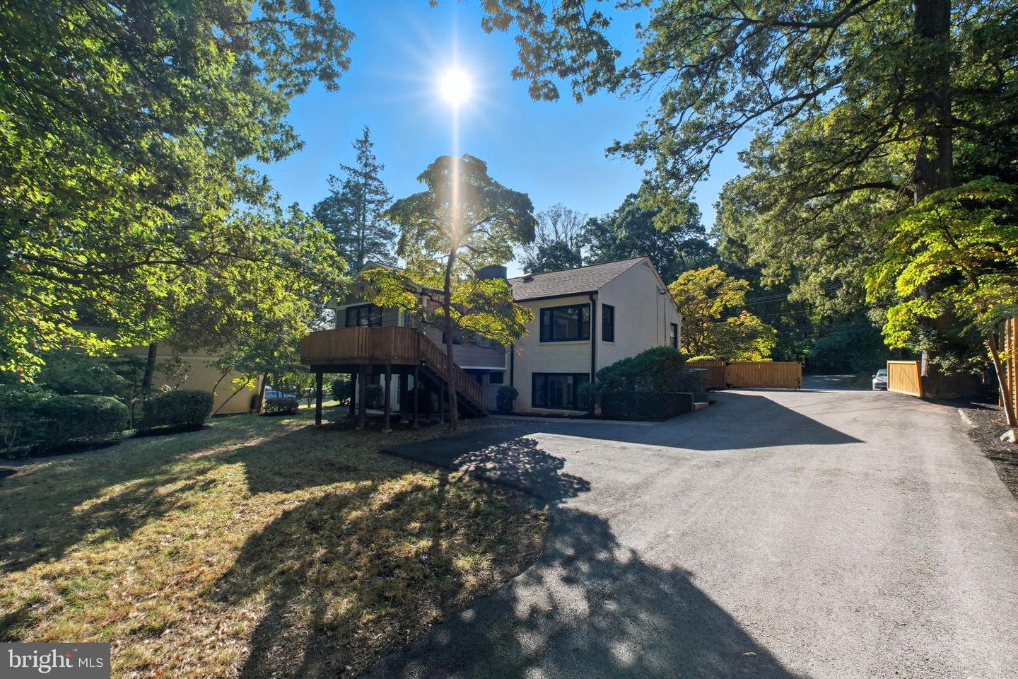 2539 GALLOWS RD, DUNN LORING, Virginia 22027, 5 Bedrooms Bedrooms, 8 Rooms Rooms,3 BathroomsBathrooms,Residential,For sale,2539 GALLOWS RD,VAFX2268848 MLS # VAFX2268848