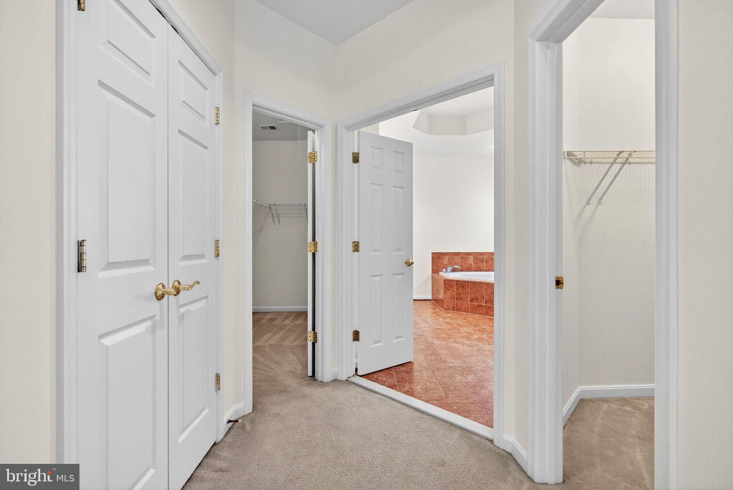 44021 RIVERPOINT DR, LEESBURG, Virginia 20176, 4 Bedrooms Bedrooms, 9 Rooms Rooms,4 BathroomsBathrooms,Residential,For sale,44021 RIVERPOINT DR,VALO2103640 MLS # VALO2103640 44021 RIVERPOINT DR, LEESBURG, Virginia 20176, 4 Bedrooms Bedrooms, 9 Rooms Rooms,4 BathroomsBathrooms,Residential,For sale,44021 RIVERPOINT DR,VALO2103640 MLS # VALO2103640