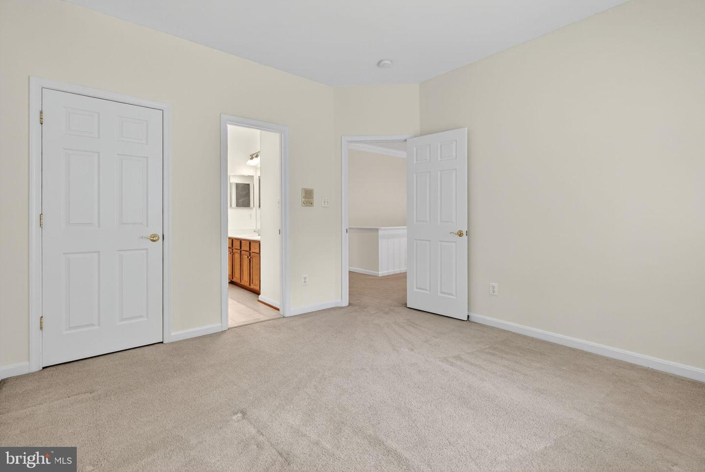 44021 RIVERPOINT DR, LEESBURG, Virginia 20176, 4 Bedrooms Bedrooms, 9 Rooms Rooms,4 BathroomsBathrooms,Residential,For sale,44021 RIVERPOINT DR,VALO2103640 MLS # VALO2103640 44021 RIVERPOINT DR, LEESBURG, Virginia 20176, 4 Bedrooms Bedrooms, 9 Rooms Rooms,4 BathroomsBathrooms,Residential,For sale,44021 RIVERPOINT DR,VALO2103640 MLS # VALO2103640