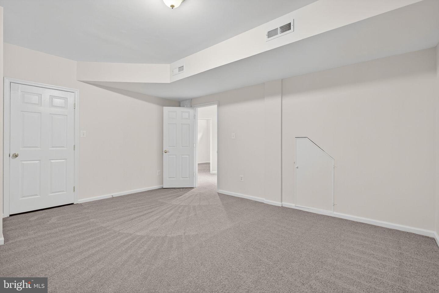 44021 RIVERPOINT DR, LEESBURG, Virginia 20176, 4 Bedrooms Bedrooms, 9 Rooms Rooms,4 BathroomsBathrooms,Residential,For sale,44021 RIVERPOINT DR,VALO2103640 MLS # VALO2103640 44021 RIVERPOINT DR, LEESBURG, Virginia 20176, 4 Bedrooms Bedrooms, 9 Rooms Rooms,4 BathroomsBathrooms,Residential,For sale,44021 RIVERPOINT DR,VALO2103640 MLS # VALO2103640