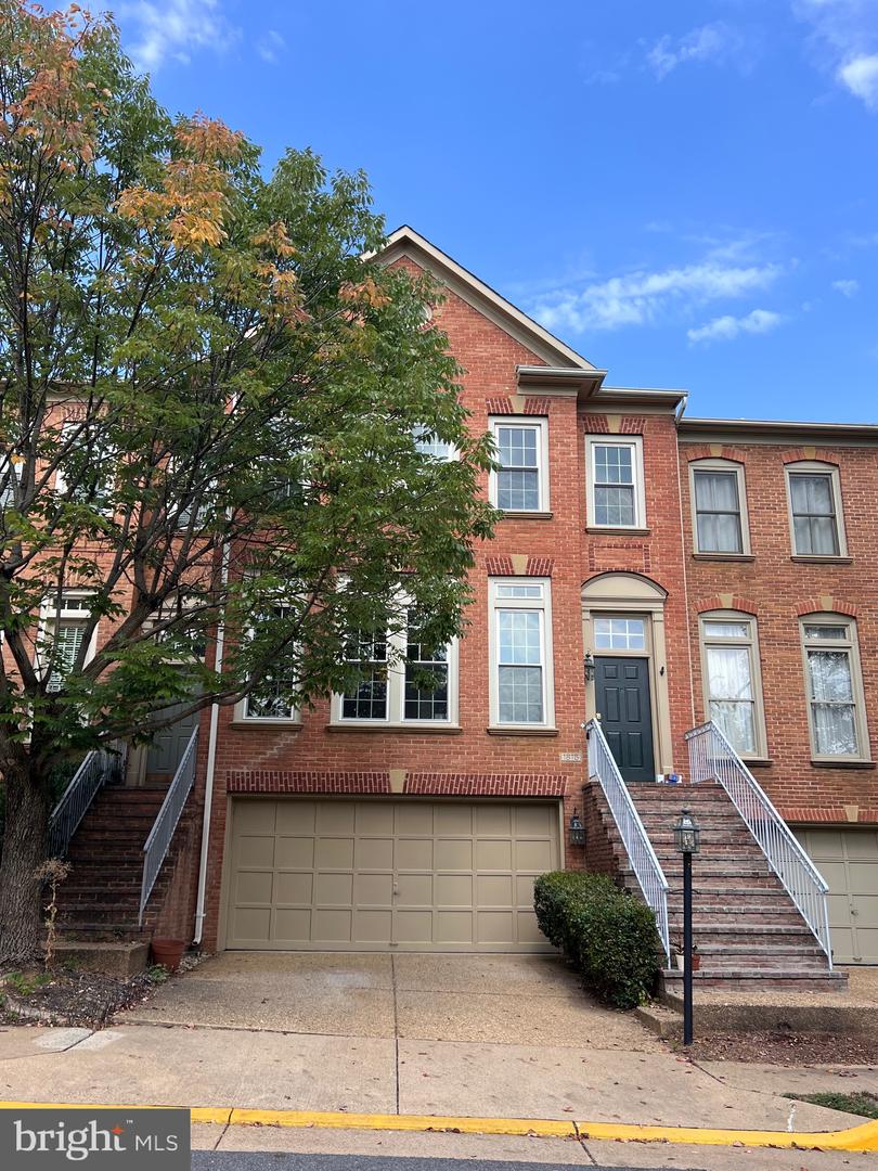 1815 DAWSON ST, VIENNA, Virginia 22182, 3 Bedrooms Bedrooms, ,3 BathroomsBathrooms,Residential,For sale,1815 DAWSON ST,VAFX2264830 MLS # VAFX2264830