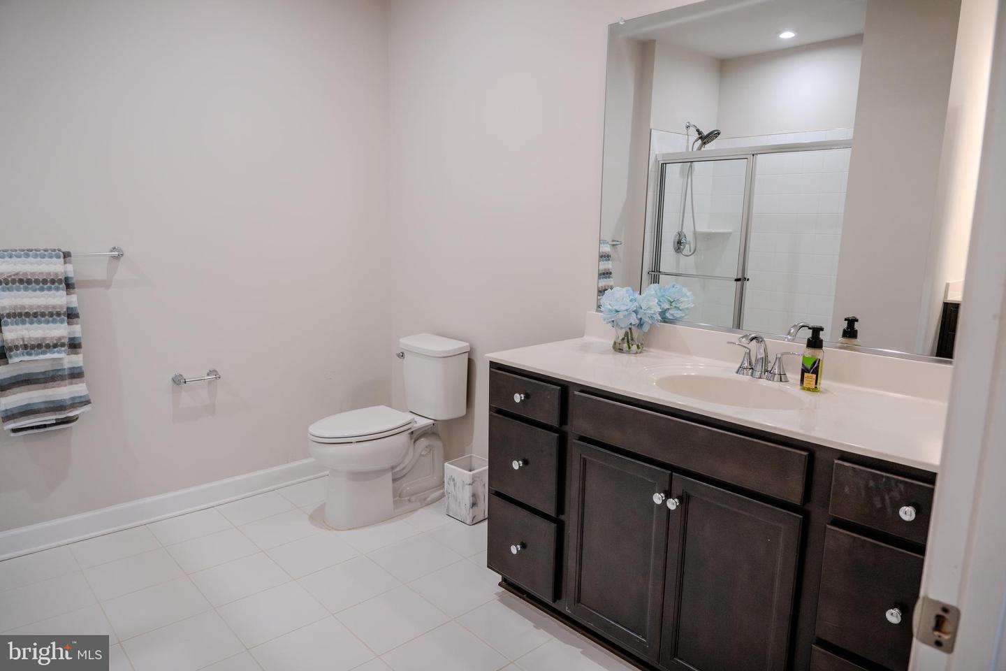 3925 FAIR RIDGE DR #304, FAIRFAX, Virginia 22033, 2 Bedrooms Bedrooms, ,2 BathroomsBathrooms,Residential,For sale,3925 FAIR RIDGE DR #304,VAFX2267770 MLS # VAFX2267770
