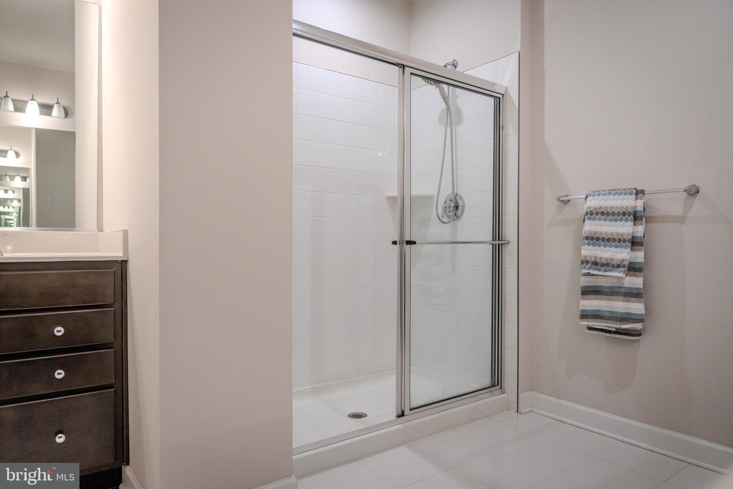 3925 FAIR RIDGE DR #304, FAIRFAX, Virginia 22033, 2 Bedrooms Bedrooms, ,2 BathroomsBathrooms,Residential,For sale,3925 FAIR RIDGE DR #304,VAFX2267770 MLS # VAFX2267770