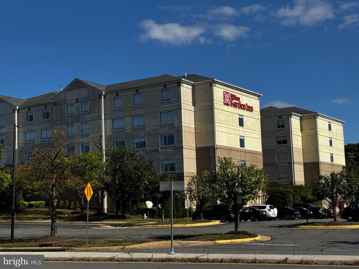 3925 FAIR RIDGE DR #304, FAIRFAX, Virginia 22033, 2 Bedrooms Bedrooms, ,2 BathroomsBathrooms,Residential,For sale,3925 FAIR RIDGE DR #304,VAFX2267770 MLS # VAFX2267770