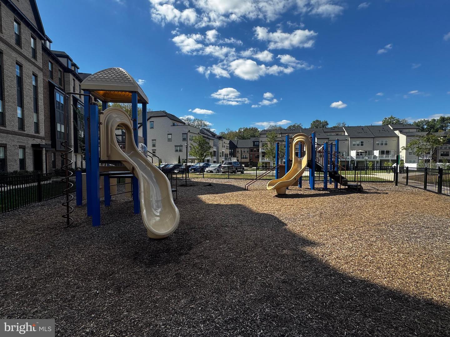 3925 FAIR RIDGE DR #304, FAIRFAX, Virginia 22033, 2 Bedrooms Bedrooms, ,2 BathroomsBathrooms,Residential,For sale,3925 FAIR RIDGE DR #304,VAFX2267770 MLS # VAFX2267770