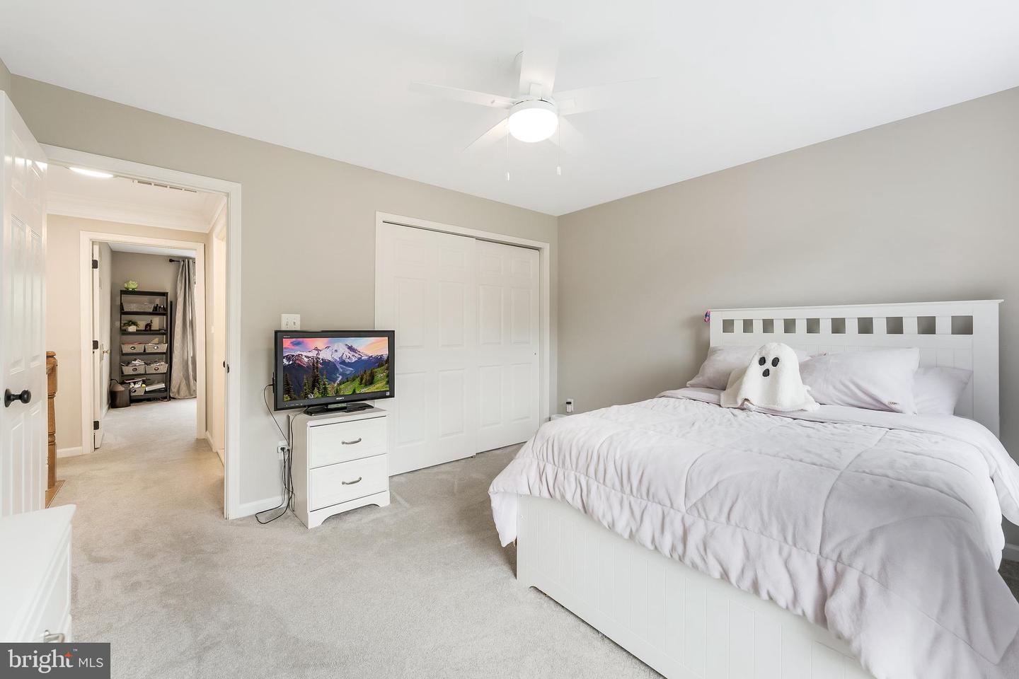 1319 GATESMEADOW WAY, RESTON, Virginia 20194, 4 Bedrooms Bedrooms, ,2 BathroomsBathrooms,Residential,For sale,1319 GATESMEADOW WAY,VAFX2268178 MLS # VAFX2268178