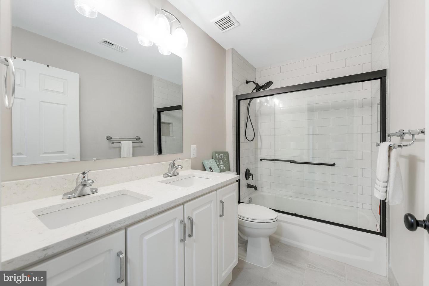 1319 GATESMEADOW WAY, RESTON, Virginia 20194, 4 Bedrooms Bedrooms, ,2 BathroomsBathrooms,Residential,For sale,1319 GATESMEADOW WAY,VAFX2268178 MLS # VAFX2268178
