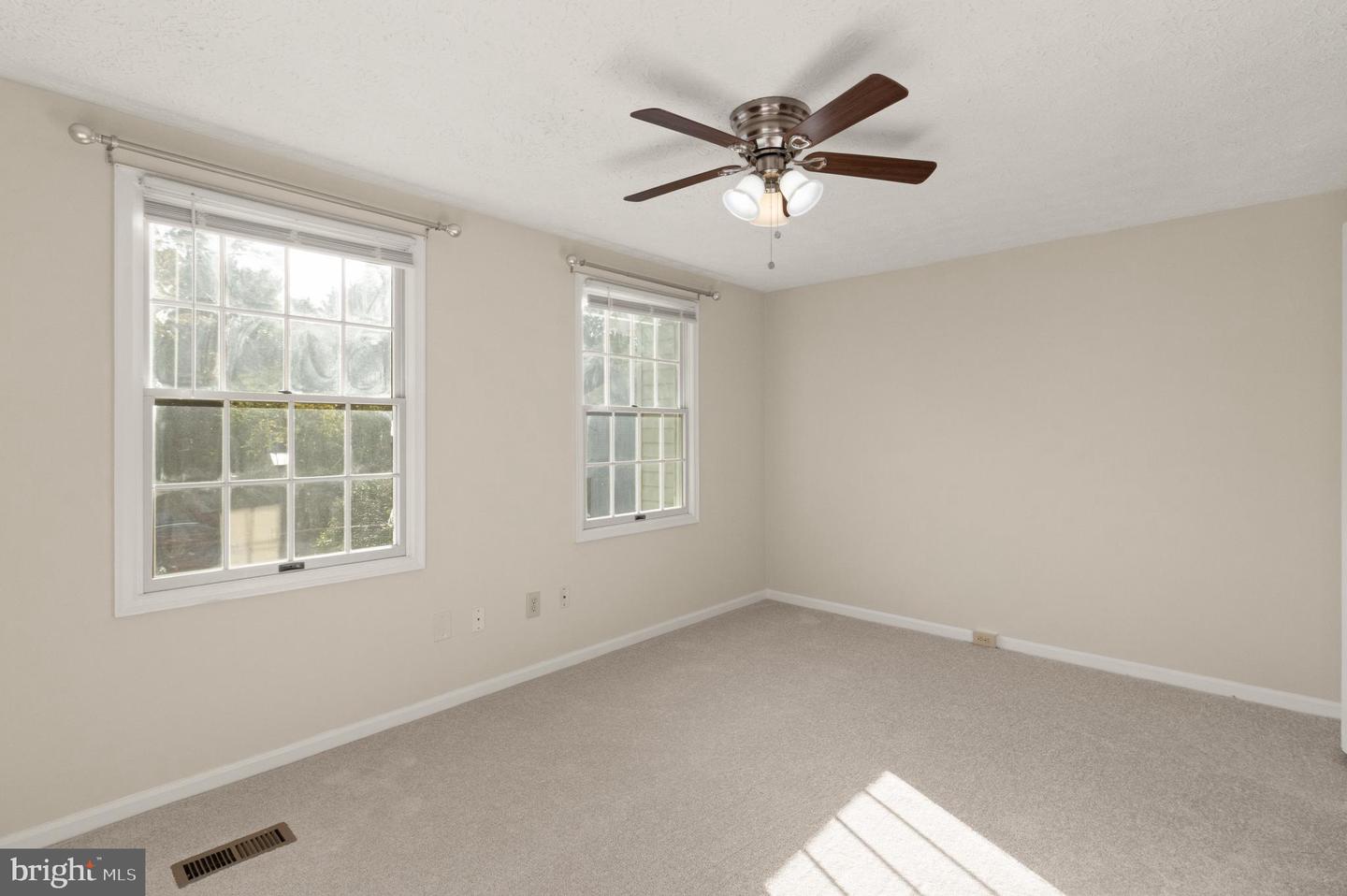 8560 KOLUDER CT, LORTON, Virginia 22079, 2 Bedrooms Bedrooms, ,2 BathroomsBathrooms,Residential,For sale,8560 KOLUDER CT,VAFX2268228 MLS # VAFX2268228