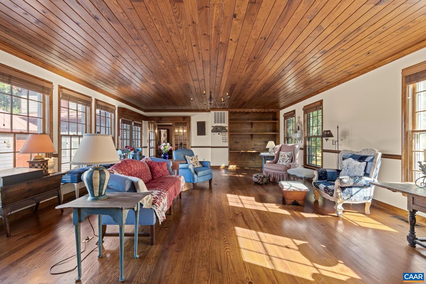 9290 OLD GREEN MOUNTAIN RD, ESMONT, Virginia 22937, 3 Bedrooms Bedrooms, ,2 BathroomsBathrooms,Residential,For sale,9290 OLD GREEN MOUNTAIN RD,669178 MLS # 669178