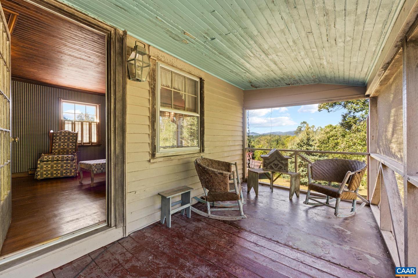 9290 OLD GREEN MOUNTAIN RD, ESMONT, Virginia 22937, 3 Bedrooms Bedrooms, ,2 BathroomsBathrooms,Residential,For sale,9290 OLD GREEN MOUNTAIN RD,669178 MLS # 669178