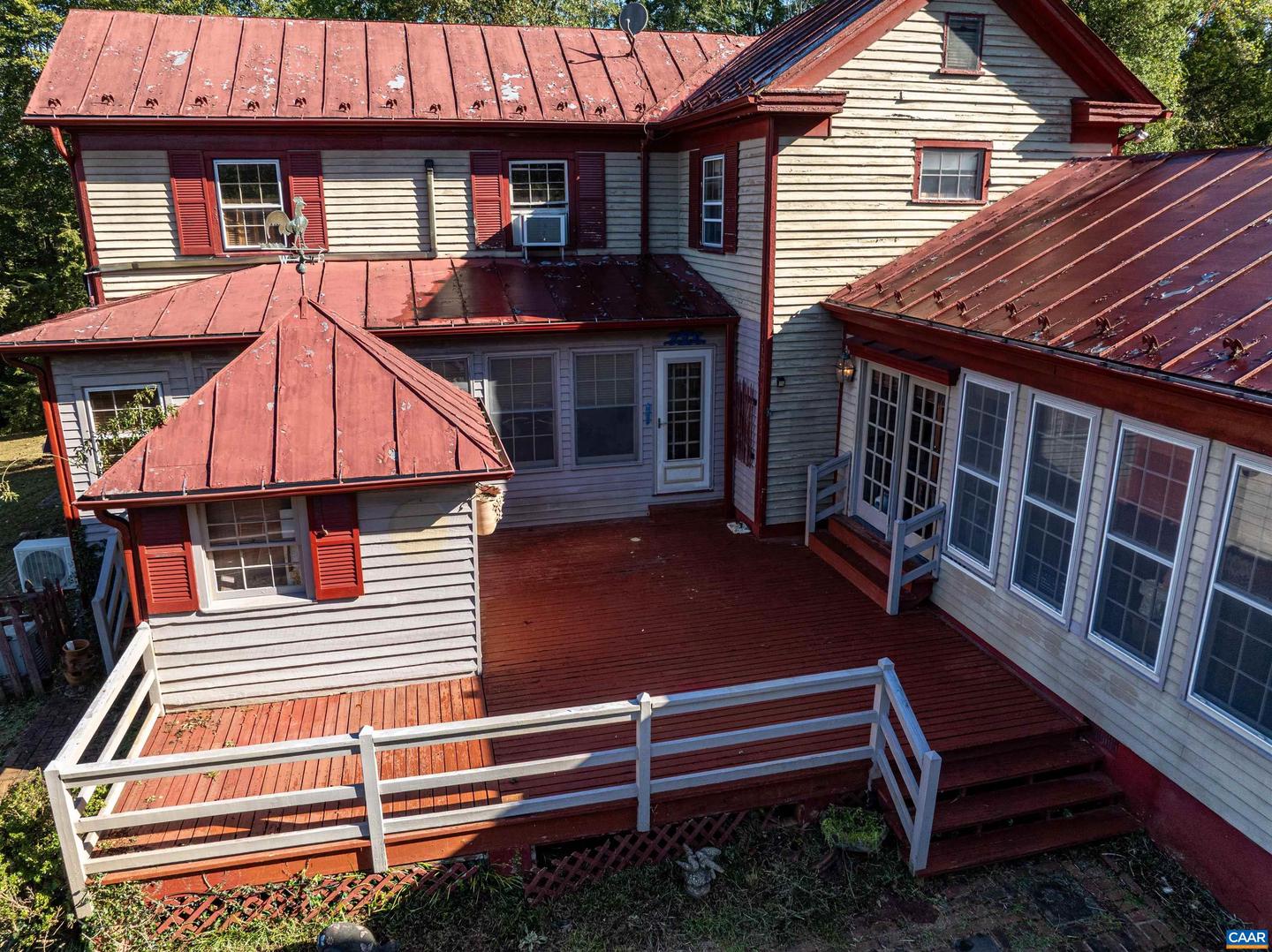9290 OLD GREEN MOUNTAIN RD, ESMONT, Virginia 22937, 3 Bedrooms Bedrooms, ,2 BathroomsBathrooms,Residential,For sale,9290 OLD GREEN MOUNTAIN RD,669178 MLS # 669178