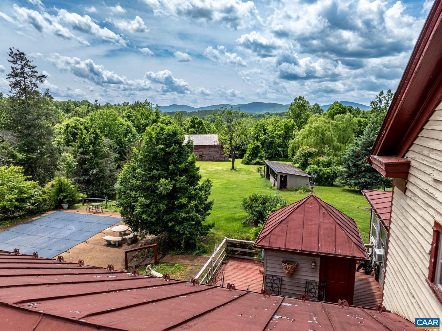 9290 OLD GREEN MOUNTAIN RD, ESMONT, Virginia 22937, 3 Bedrooms Bedrooms, ,2 BathroomsBathrooms,Residential,For sale,9290 OLD GREEN MOUNTAIN RD,669178 MLS # 669178