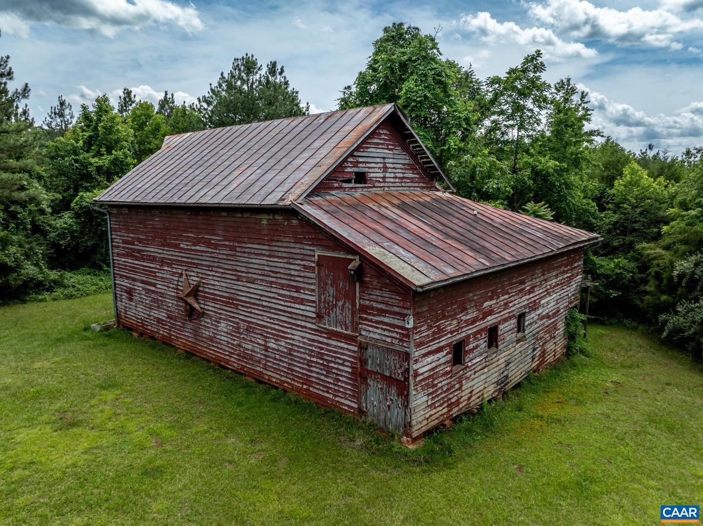 9290 OLD GREEN MOUNTAIN RD, ESMONT, Virginia 22937, 3 Bedrooms Bedrooms, ,2 BathroomsBathrooms,Residential,For sale,9290 OLD GREEN MOUNTAIN RD,669178 MLS # 669178