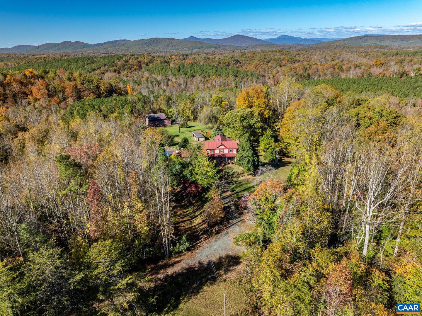 9290 OLD GREEN MOUNTAIN RD, ESMONT, Virginia 22937, 3 Bedrooms Bedrooms, ,2 BathroomsBathrooms,Residential,For sale,9290 OLD GREEN MOUNTAIN RD,669178 MLS # 669178