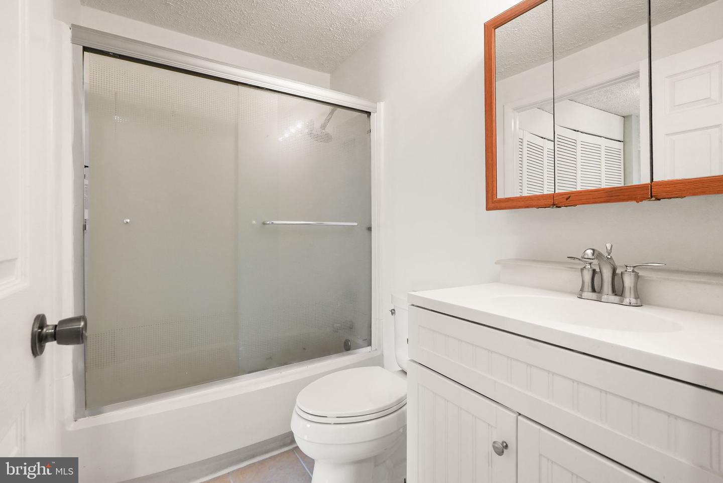 735 BRETHOUR CT #4, STERLING, Virginia 20164, 2 Bedrooms Bedrooms, ,2 BathroomsBathrooms,Residential,For sale,735 BRETHOUR CT #4,VALO2107224 MLS # VALO2107224