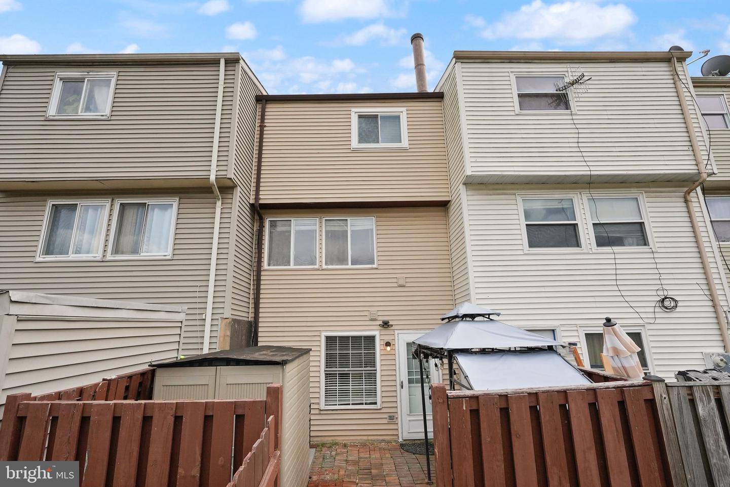 735 BRETHOUR CT #4, STERLING, Virginia 20164, 2 Bedrooms Bedrooms, ,2 BathroomsBathrooms,Residential,For sale,735 BRETHOUR CT #4,VALO2107224 MLS # VALO2107224