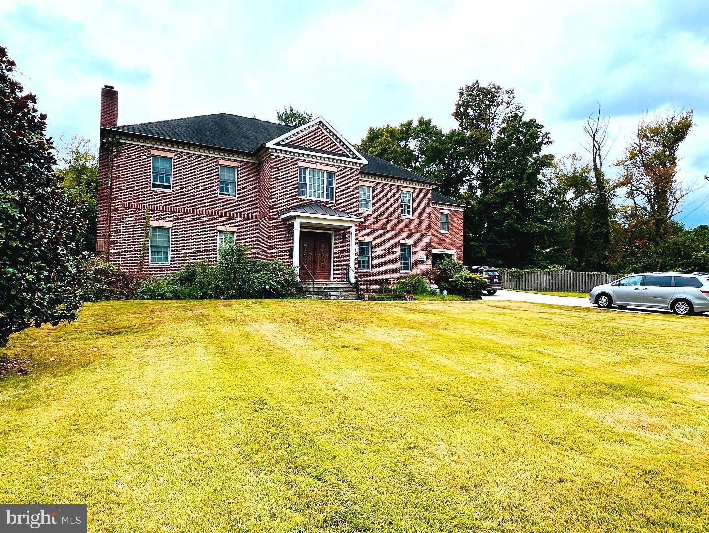 3221 ANNANDALE RD, FALLS CHURCH, Virginia 22042, 6 Bedrooms Bedrooms, ,5 BathroomsBathrooms,Residential,For sale,3221 ANNANDALE RD,VAFX2268488 MLS # VAFX2268488