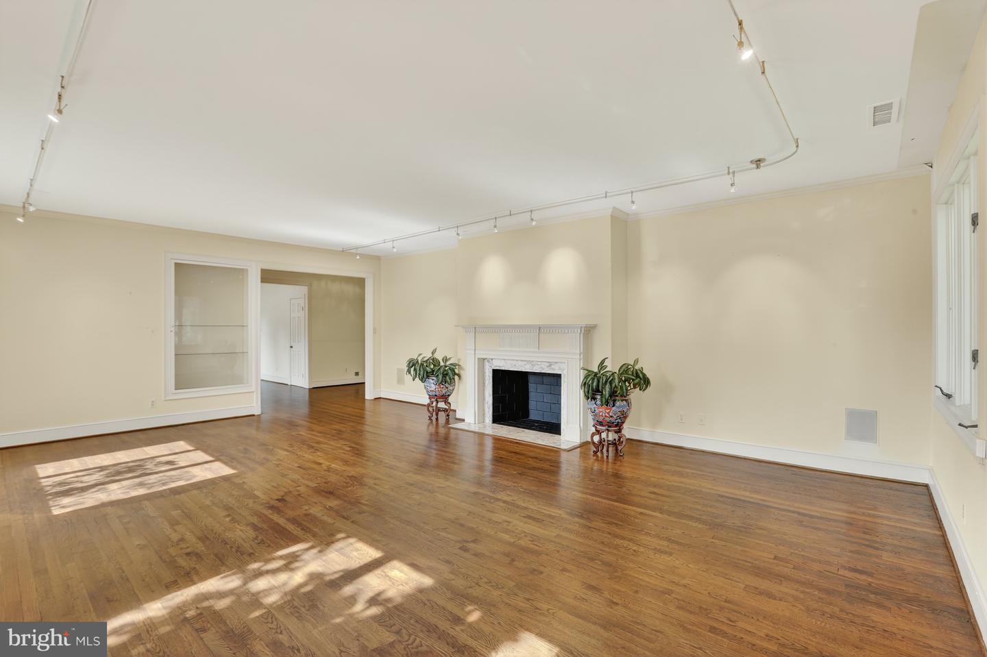 1209 ALDEBARAN DR, MCLEAN, Virginia 22101, 7 Bedrooms Bedrooms, ,5 BathroomsBathrooms,Residential,For sale,1209 ALDEBARAN DR,VAFX2268622 MLS # VAFX2268622