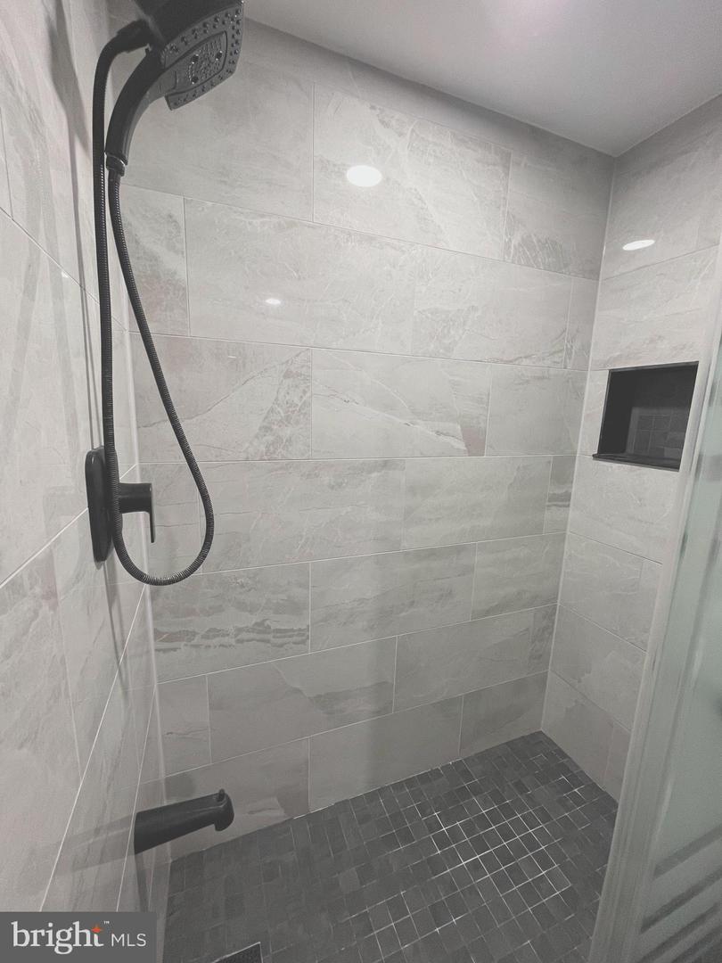 1530 KEY BLVD #205, ARLINGTON, Virginia 22209, 1 Bedroom Bedrooms, ,1 BathroomBathrooms,Residential,For sale,1530 KEY BLVD #205,VAAR2064070 MLS # VAAR2064070